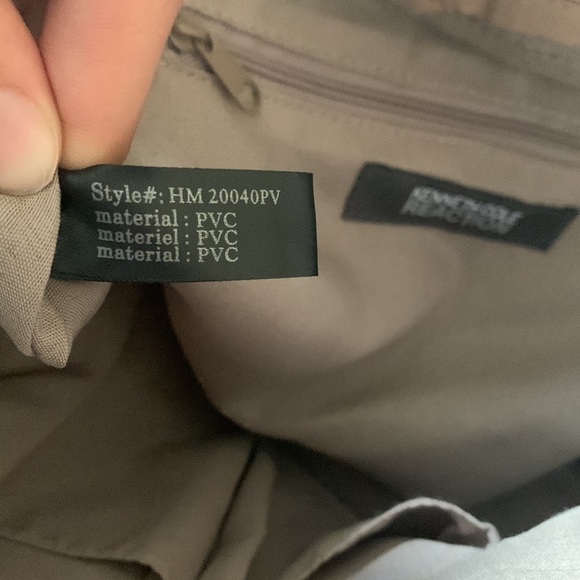 Kenneth Cole Reaction Vegan Leather Purse - Picture 10 of 10